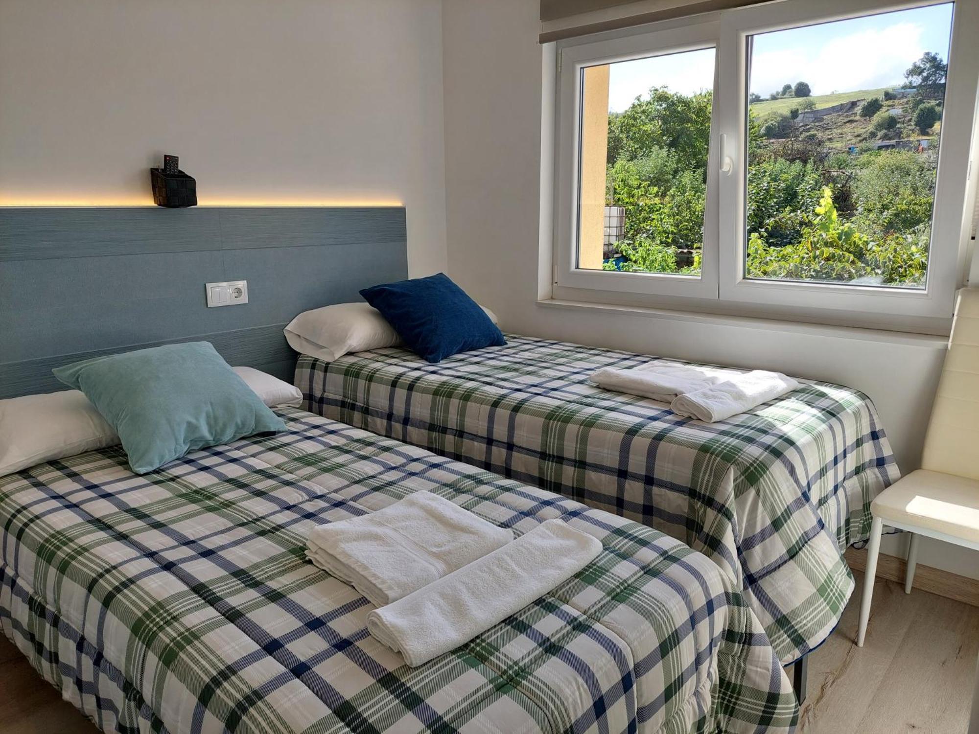 Apartamentos La Tata Aviles Luaran gambar